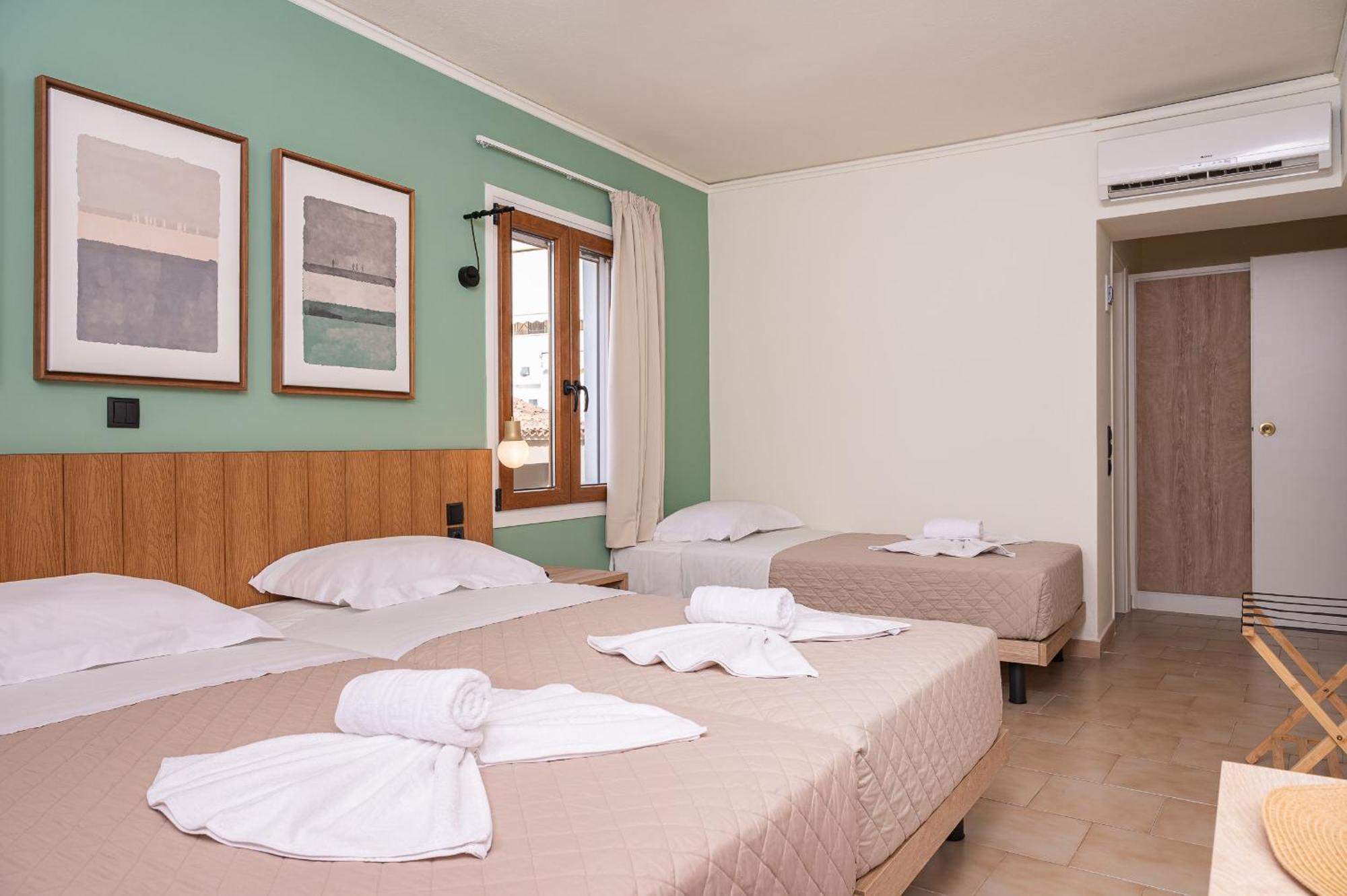 Emily Hotel Agia Paraskevi  Екстериор снимка