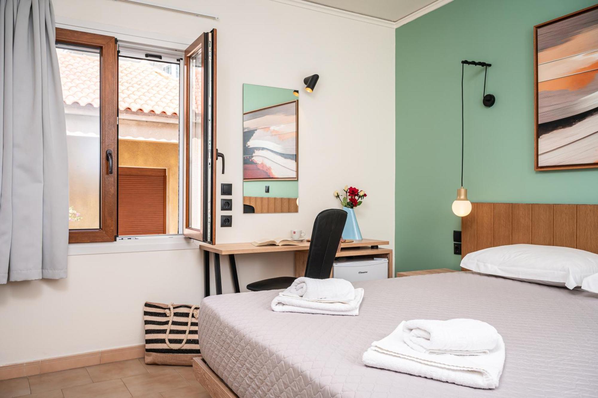Emily Hotel Agia Paraskevi  Екстериор снимка