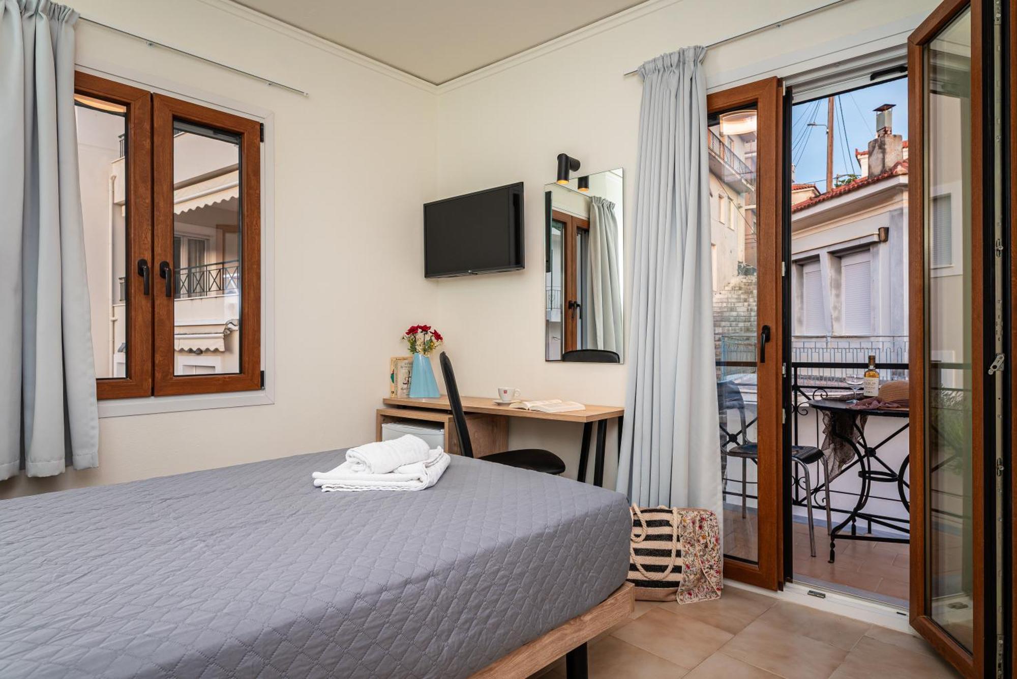Emily Hotel Agia Paraskevi  Екстериор снимка